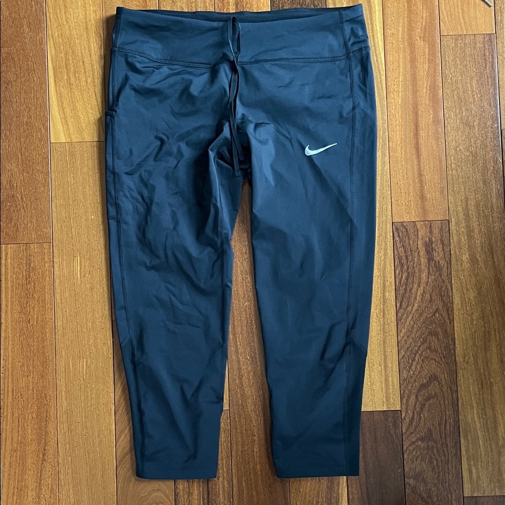 Nike Dark Leggings with Logo
